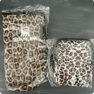 40oz Neoprene Tumbler Cover w/ Matching Zippered Purse Velcro Closures Leopard
